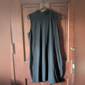 VENUS Black Sleeveless Mock Neck Midi Dress